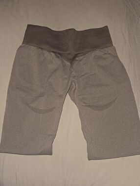 NVGTN Gray/Tan High-Waist Leggings